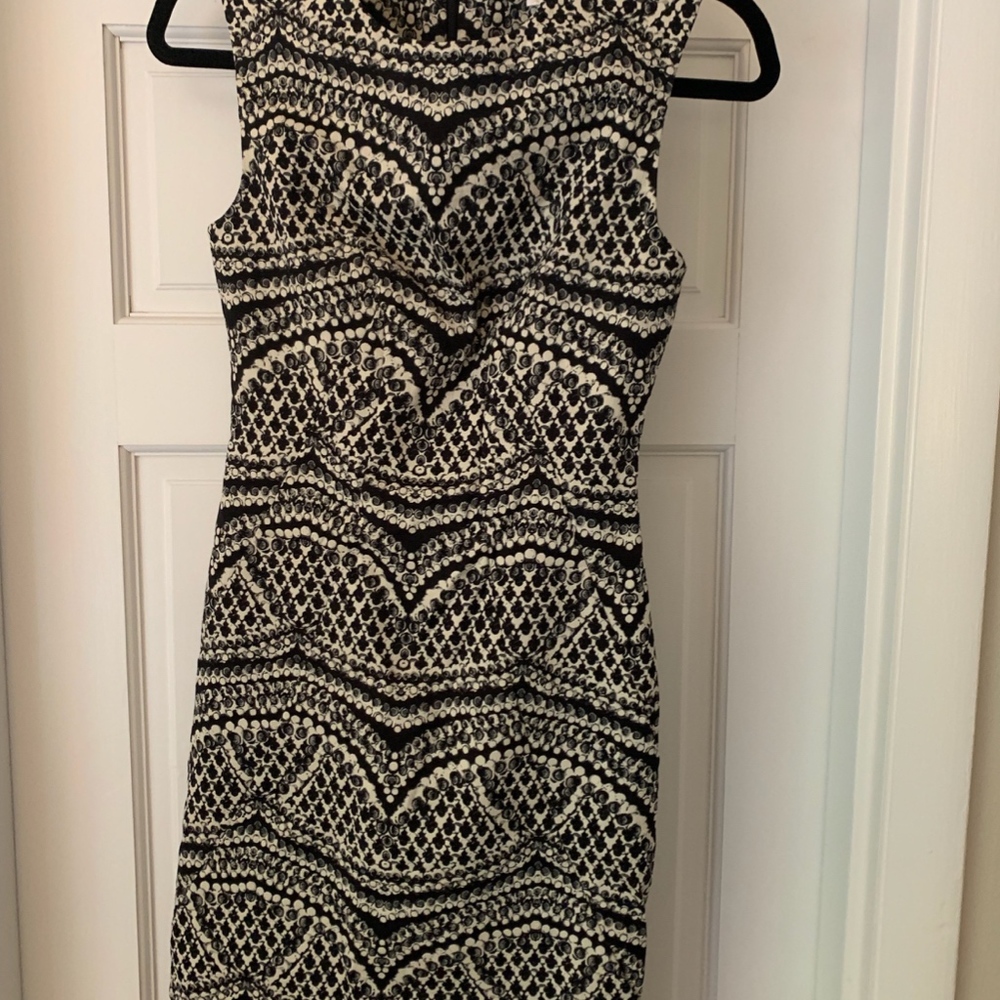 Diane Von Furstenberg size 2